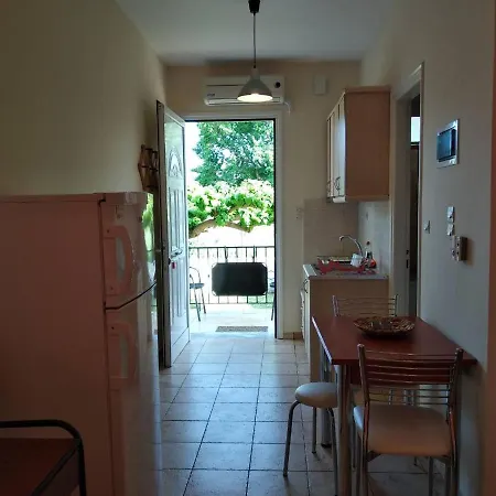 Konukevi Mar Artemisio